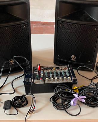 Sistema amplificato Yamaha Stagepas 300