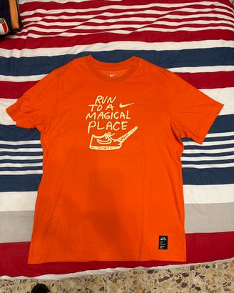 Maglietta Nike arancione