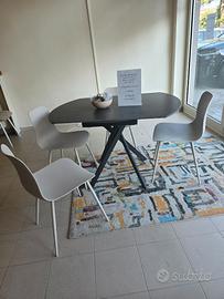 Tavolo Roll + 4 sedie Cover