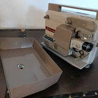 Proiettore e radio d’epoca da collezionisti