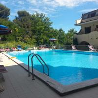 Gabicce annuale con ripostiglio e piscina