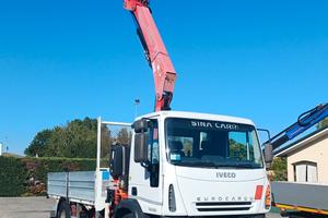 IVECO 180.28 GRU E CASSONE FISSO