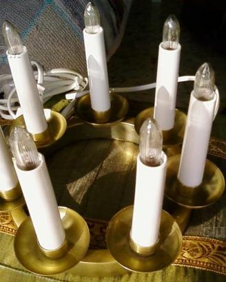 Decorazioni centrotavola: coroncina di luci
