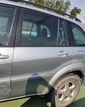 Porta posteriore sinistra TOYOTA RAV 4 del 2004