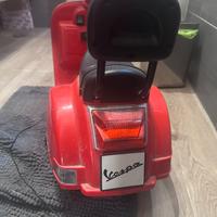 Vespa elettrica per bambini