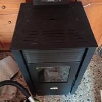 stufa a pellet 8kw+tubi+aspiracenere+pellet