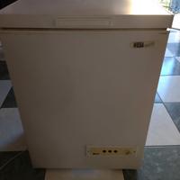 congelatore a pozzetto 