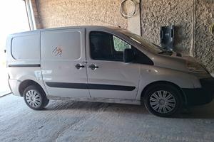 autocarro  furgone  scudo