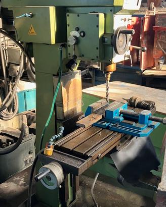 Trapano fresa a colonna FAMUP TCS 40 VS DA