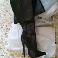 Stivali crotch con tacco altissimo
