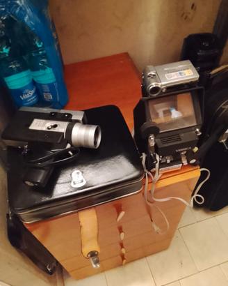 Cinepresa e macchina fotografica yascica anni 70