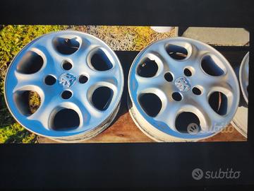 Cerchi in lega originali Peugeot 