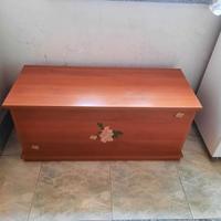 Cassapanca in legno