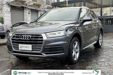 AUDI Q5 40 TDI quattro S tronic Business
