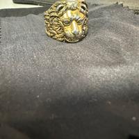 Anello leone in color oro