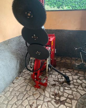 Attrezzo agricolo