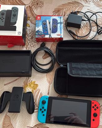 Nintendo Switch 2021 + 4 Joy-Con + Accessori