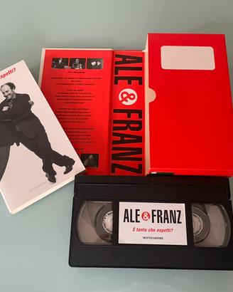 VHS e libro Ale e Franz “É tanto che aspetti?”