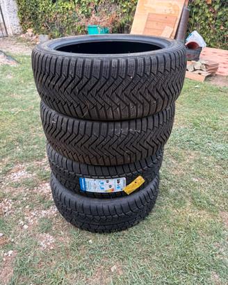 4 gomme invernali 205/45 R17 + estiva in omaggio