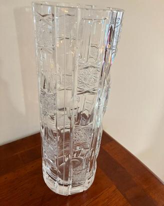 Vaso lavorato in cristallo di Bohemia