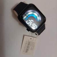 Orologio digitale con contapassi