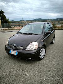 Toyota Yaris 1.3i 16V cat 3 porte Sol