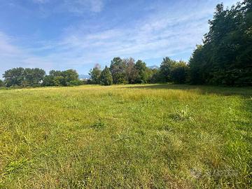 Terreno di 3530 m² a Molteno