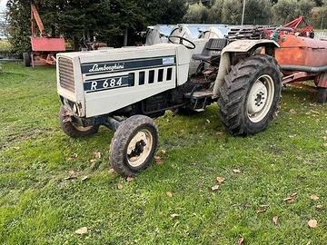 TRATTORE LAMBORGHINI