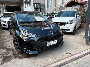 Toyota Yaris 1.5 Hybrid 5 porte Lounge design