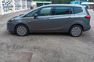 opel Zafira 7 posti