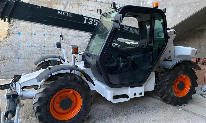 Bobcat telescopico