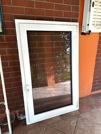 Finestra nuova-grata di sicurezza-persiana