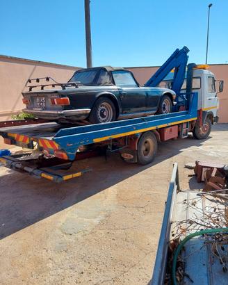 triumph tr6 