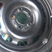 cerchioni auto con gomma 195/50 r15 di scorta