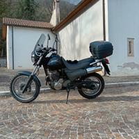 Honda SLR 650 moto A2 enduro naked scrambler