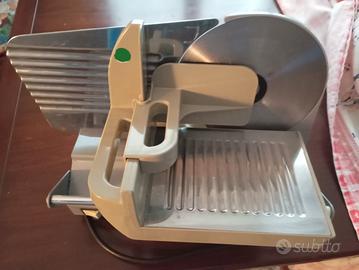 macchina affettatrice 