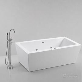 Vasca idromassaggio freestanding con rubinett IRIS