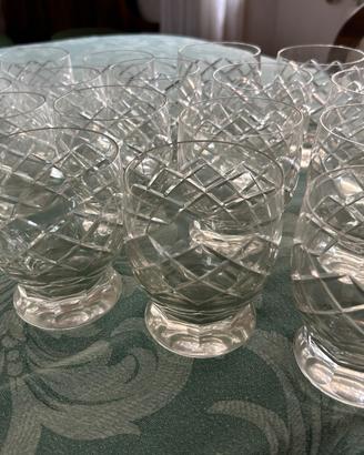Servizio di bicchieri di cristallo antichi 31 pz.