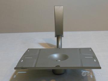 Supporto a parete per apparecchiature audio  video