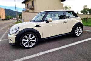 MINI Cooper 1.6 16V Cooper