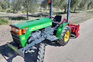 Trattore Ferrari 110 con fresa arco sterzante inve