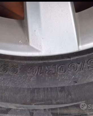 2 PNEUMATICI 4 STAGIONI 215/60 R16 99V CON CERCHIO