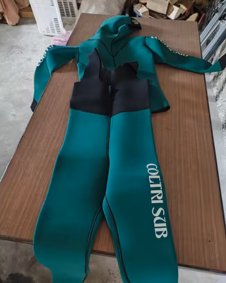 Muta e pinne sub marca coltri sub