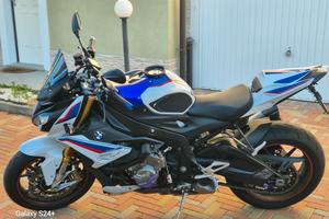 bmw s1000r 