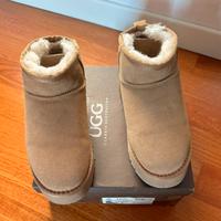 Mini ugg n 38