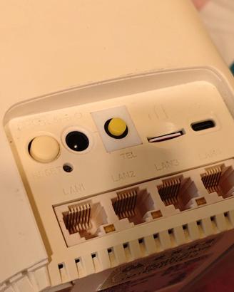 Router WiFi 5G VN007+ con ventola interna per raff