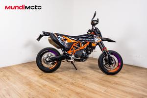 KTM SMC 690 SUPERMOTO - 2020