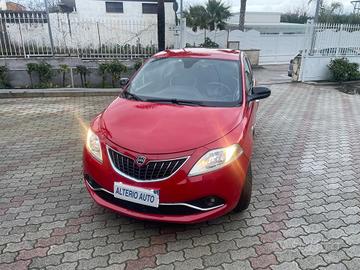 Lancia Ypsilon 1.2 69 CV 5 porte GPL Ecochic Silve