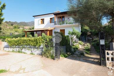 3 LOCALI A AGROPOLI