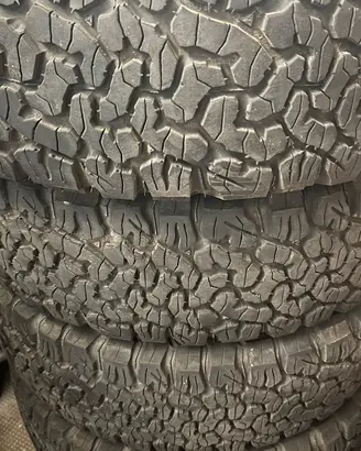 BF Goodrich All Terrain 255/75/17